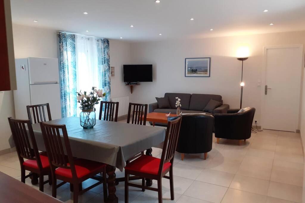 Appartement 4 Pers Dans Longere A 800M De La Plage Plouhinec  Exterior photo